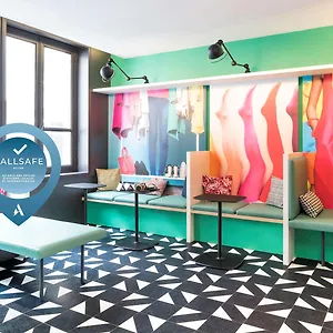 Ibis Styles Gare Saint Lazare Paryż