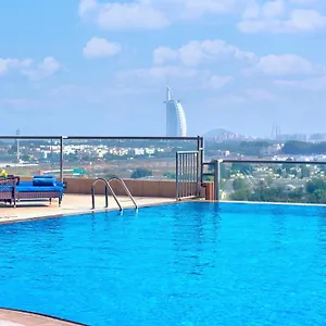 Aparthotel Two Seasons &
